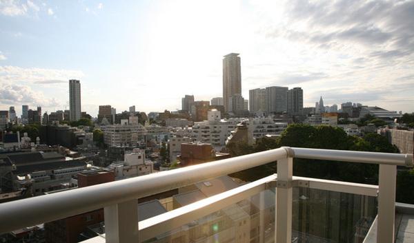 港区赤坂７丁目のマンション