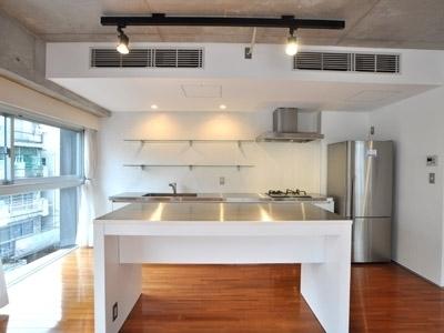 港区赤坂６丁目のマンション