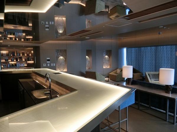 中央区新川２丁目のマンション