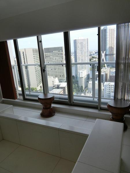 中央区新川２丁目のマンション