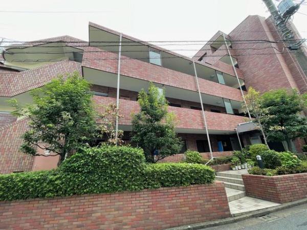 文京区小石川３丁目のマンション