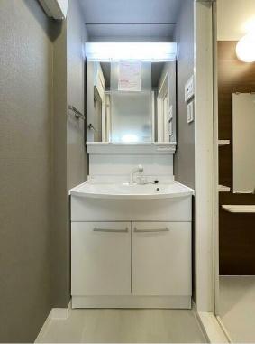 港区赤坂２丁目のマンション