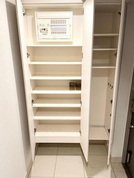 中央区築地６丁目のマンション