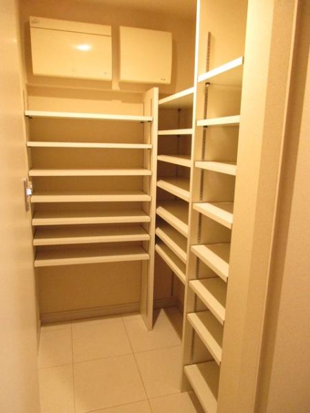 中央区日本橋蛎殻町２丁目のマンション