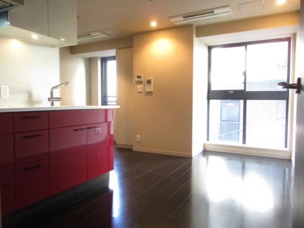 中央区日本橋蛎殻町２丁目のマンション