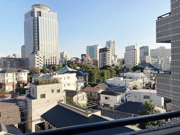 渋谷区東３丁目のマンション