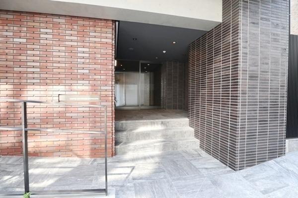 渋谷区渋谷４丁目のマンション