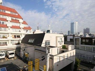港区南青山４丁目のマンション