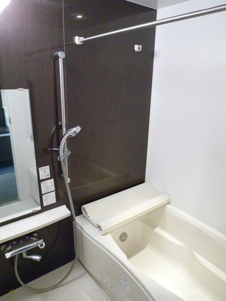 中央区新川２丁目のマンション