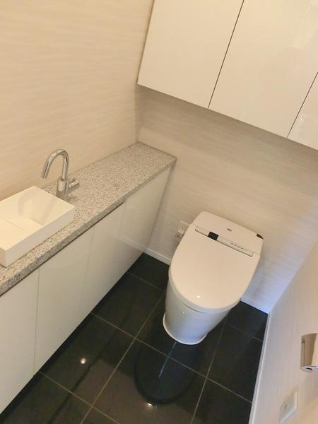 港区六本木３丁目のマンション