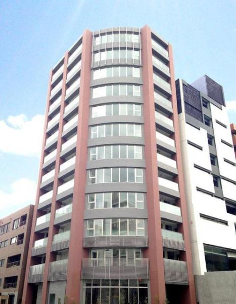 港区南青山６丁目のマンション