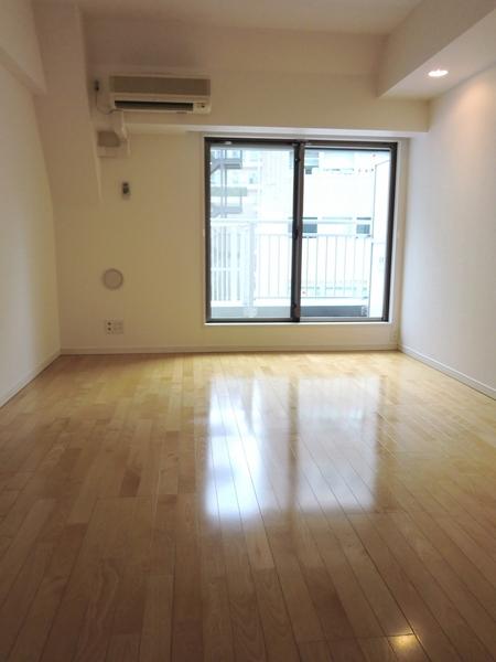 渋谷区東３丁目のマンション