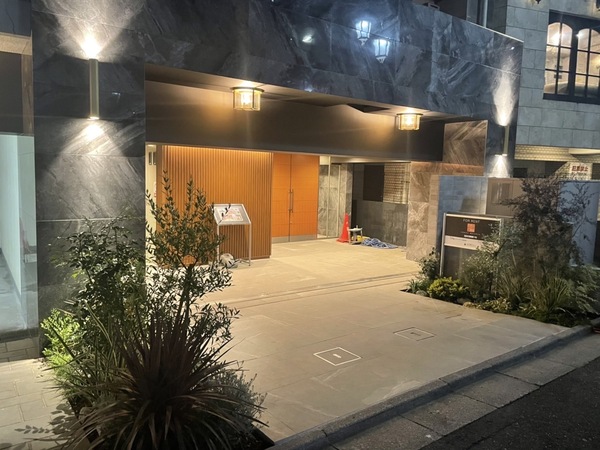 渋谷区東３丁目のマンション