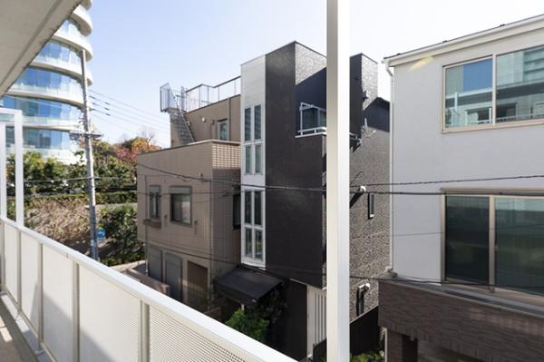 港区南青山２丁目のマンション