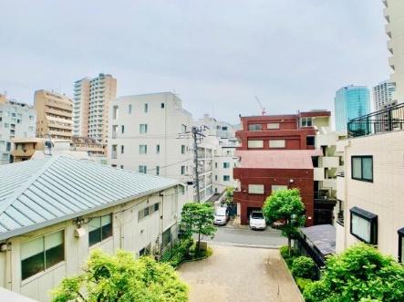 港区三田５丁目のマンション