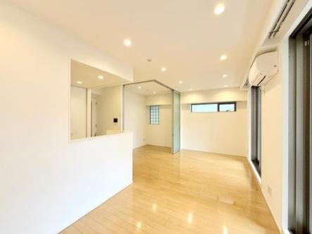 港区三田５丁目のマンション