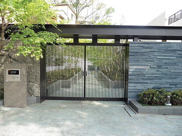 世田谷区瀬田４丁目のマンション
