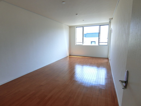 渋谷区鉢山町のマンション