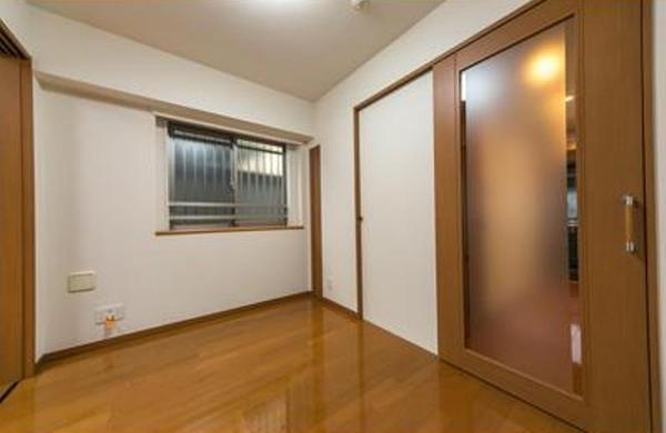 中央区八丁堀３丁目のマンション