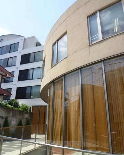 港区南青山３丁目のマンション