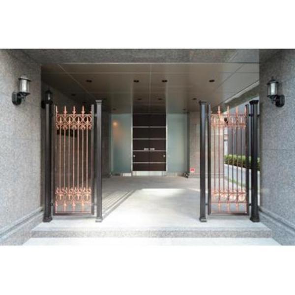 中央区新川２丁目のマンション