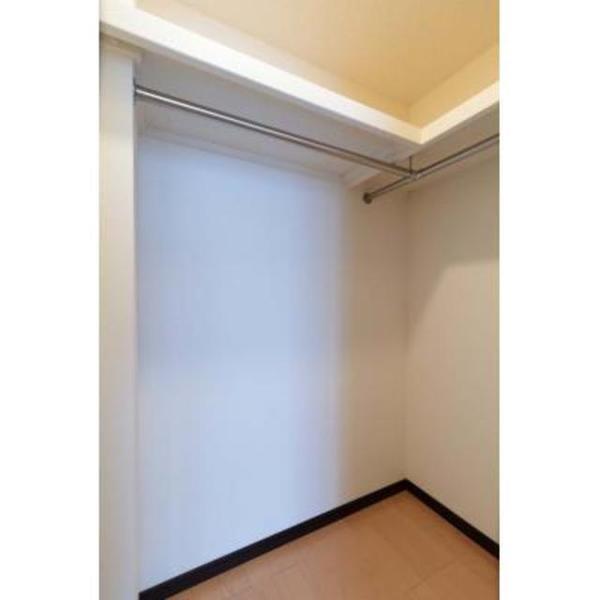 中央区新川２丁目のマンション