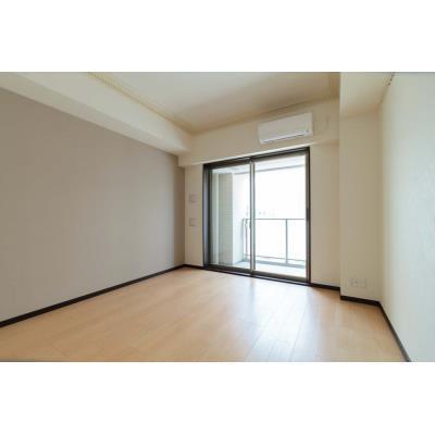 中央区新川２丁目のマンション