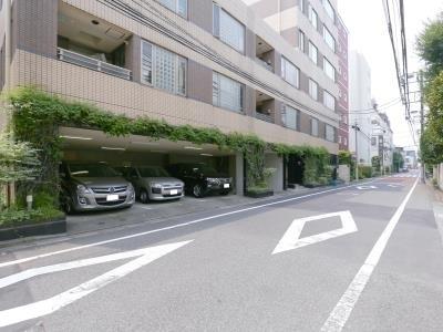 渋谷区富ヶ谷２丁目のマンション