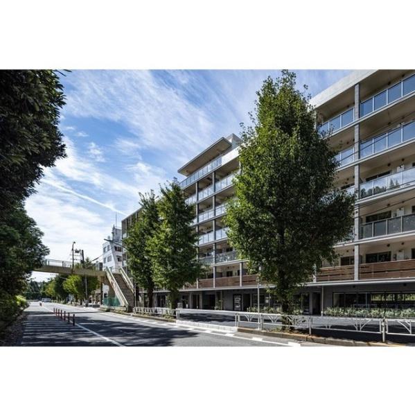渋谷区代々木５丁目のマンション