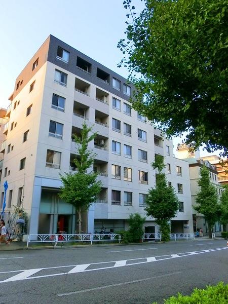 渋谷区千駄ヶ谷３丁目のマンション