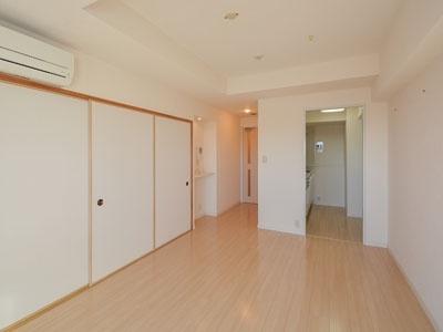 中央区新川２丁目のマンション