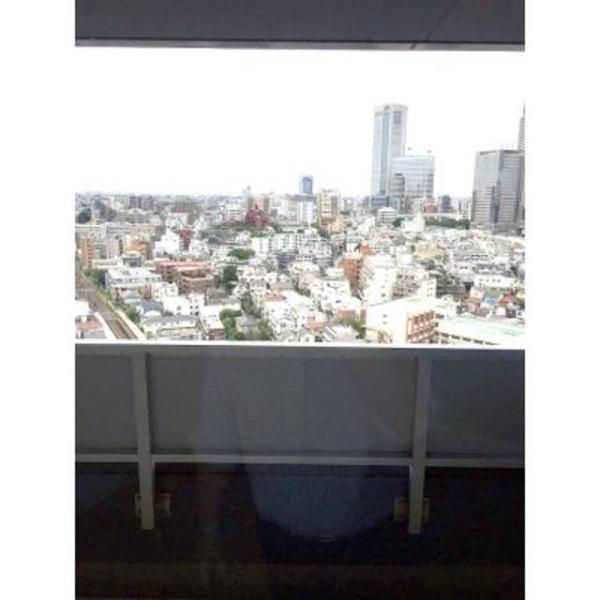 渋谷区代々木１丁目のマンション