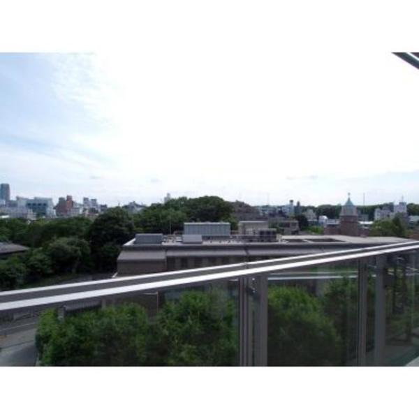 渋谷区神宮前１丁目のマンション