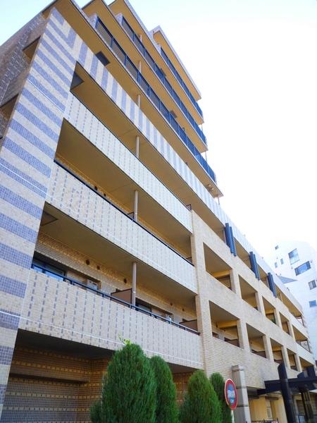 渋谷区東３丁目のマンション