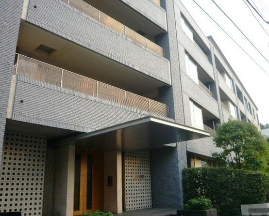 新宿区南元町のマンション