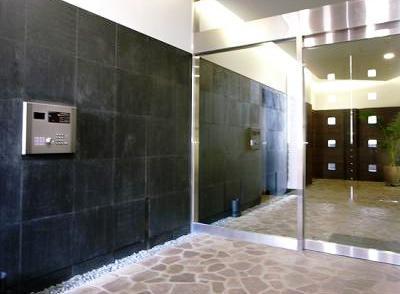 世田谷区瀬田１丁目のマンション