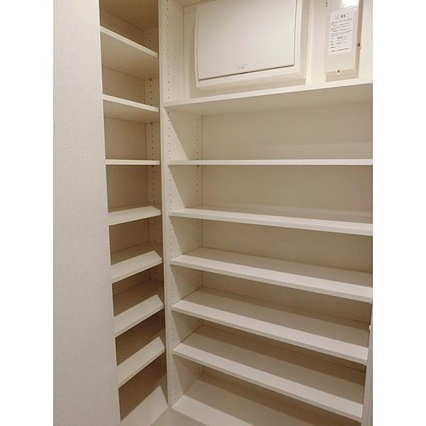 港区三田２丁目のマンション