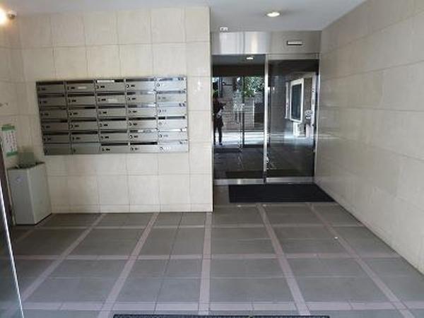 渋谷区富ヶ谷２丁目のマンション