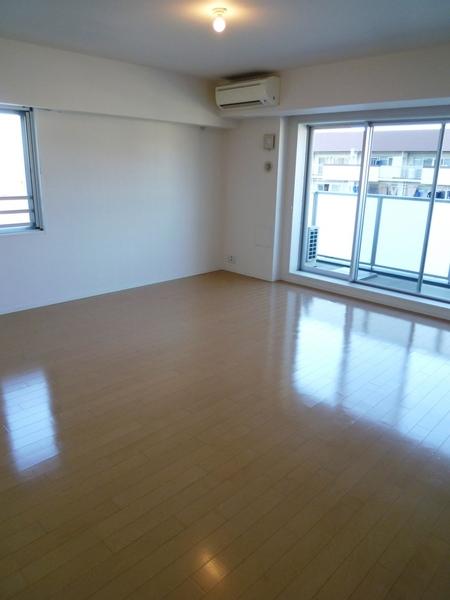 江東区辰巳２丁目のマンション