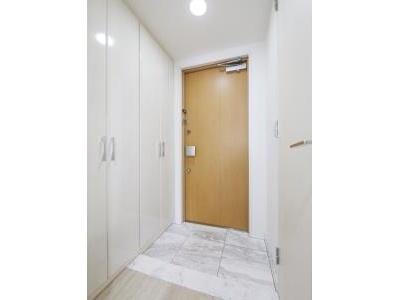 港区六本木２丁目のマンション