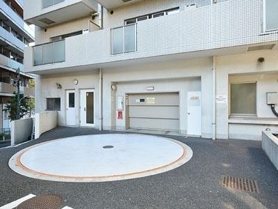 港区六本木３丁目のマンション