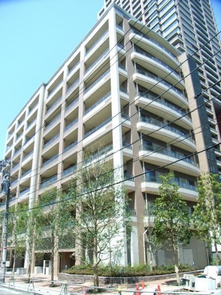 港区三田１丁目のマンション