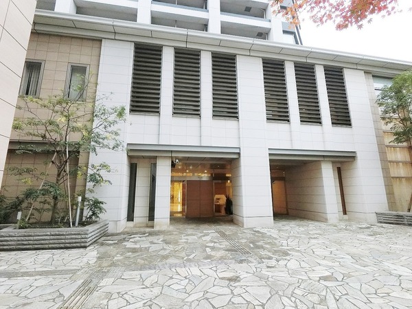 港区白金１丁目のマンション