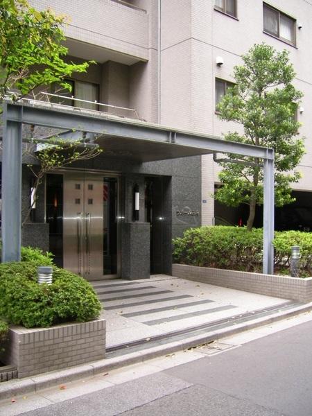 港区三田５丁目のマンション
