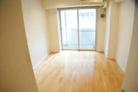 千代田区岩本町２丁目のマンション