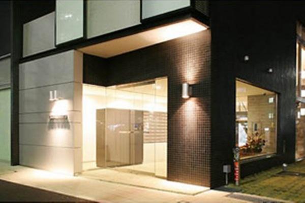 千代田区岩本町２丁目のマンション