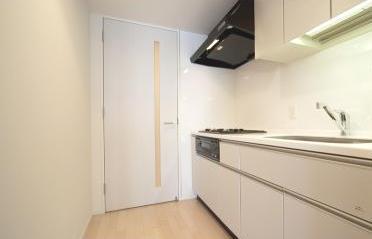 中央区新川２丁目のマンション