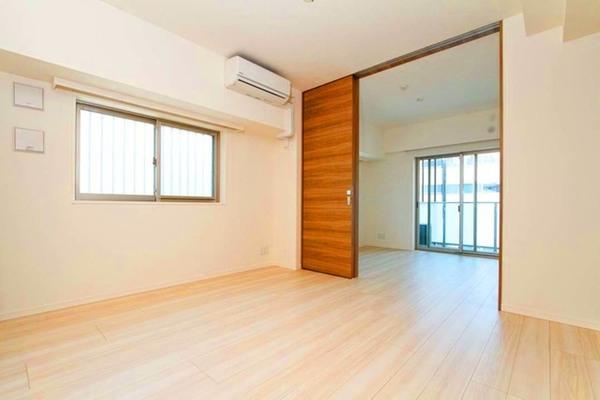 中央区新富２丁目のマンション