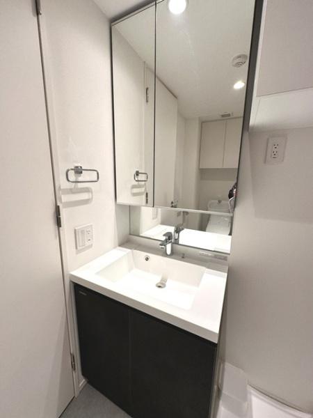 中央区日本橋浜町３丁目のマンション