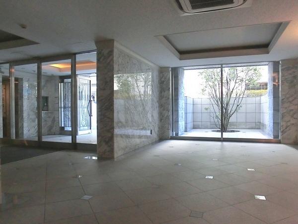 港区赤坂４丁目のマンション